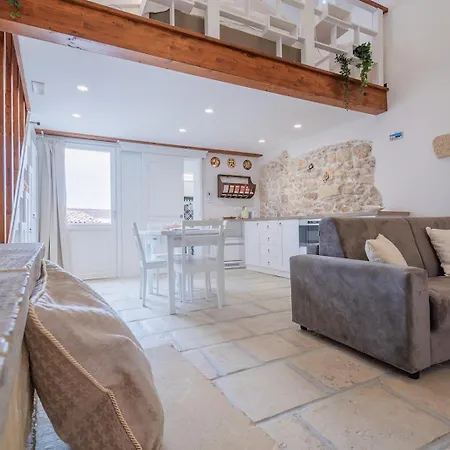 Historia- Dimore Vico Ghezzi Apartmán